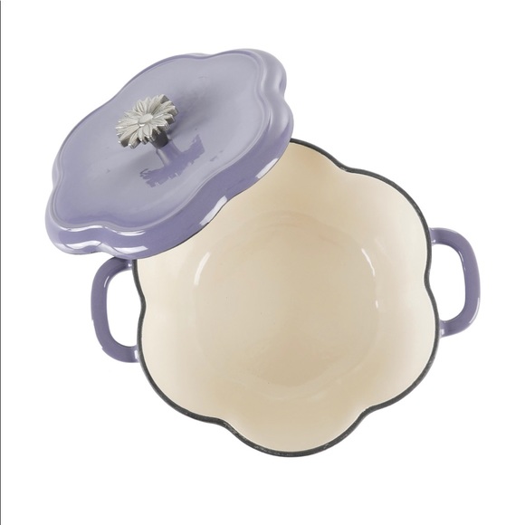 The Pioneer Woman Floral Shaped Dutch Oven - Picture 8 of 8